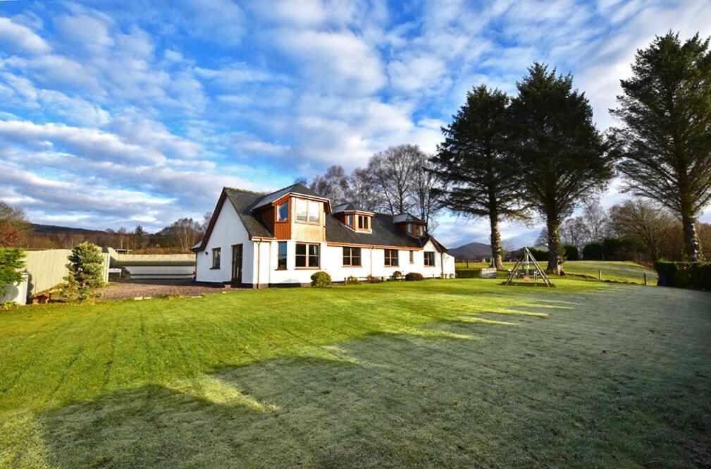 Mizpah Bed & Breakfast Near Ben Nevis Highlands Ройбридж Экстерьер фото
