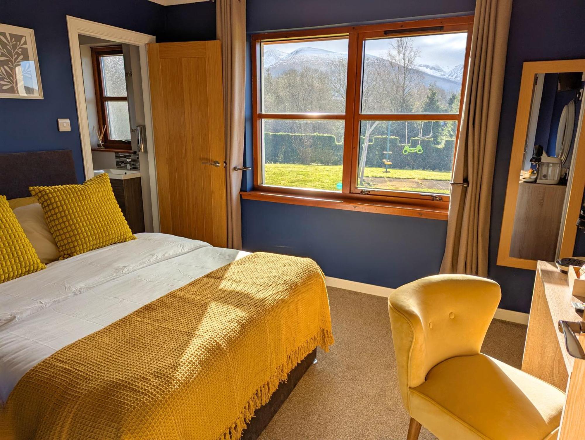 Mizpah Bed & Breakfast Near Ben Nevis Highlands Ройбридж Экстерьер фото