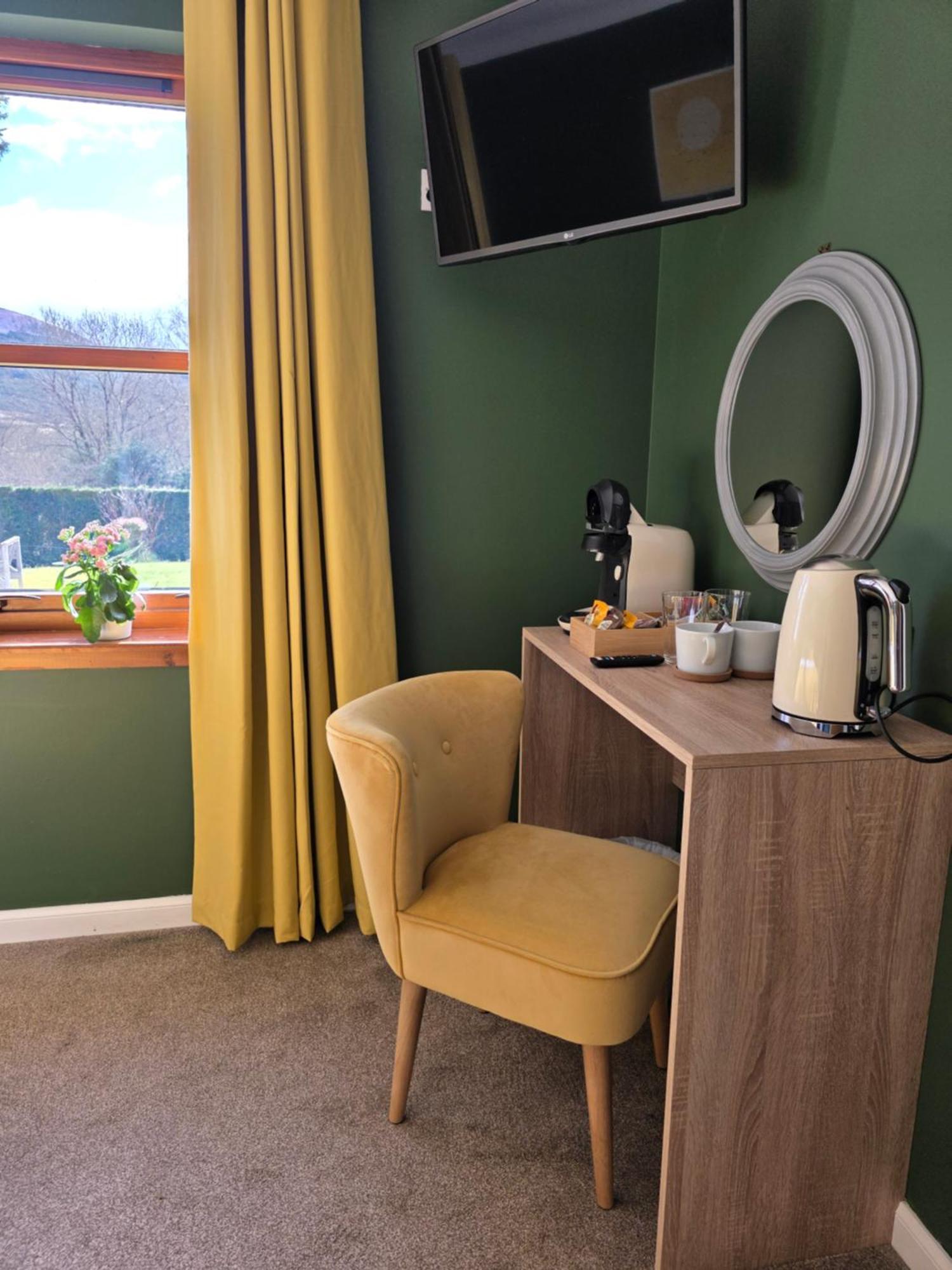 Mizpah Bed & Breakfast Near Ben Nevis Highlands Ройбридж Экстерьер фото