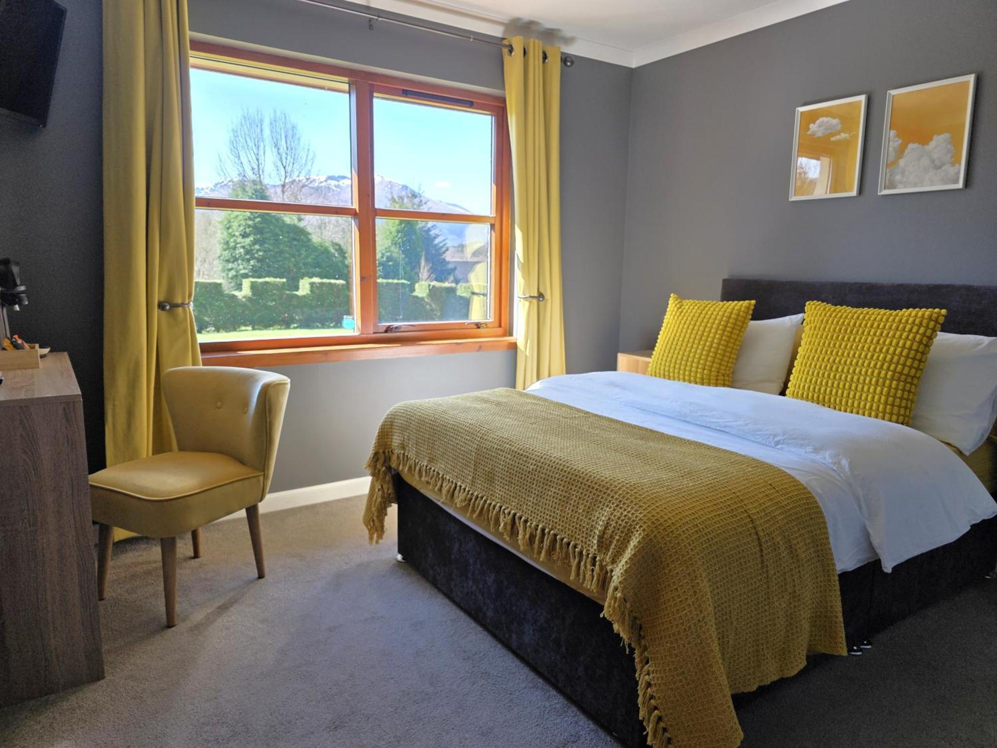 Mizpah Bed & Breakfast Near Ben Nevis Highlands Ройбридж Экстерьер фото