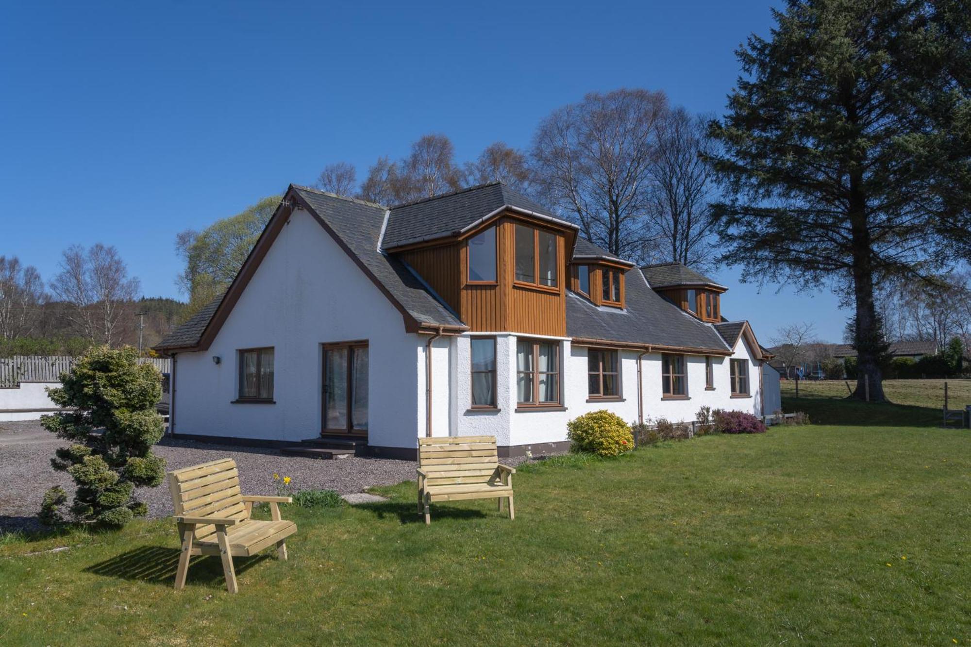 Mizpah Bed & Breakfast Near Ben Nevis Highlands Ройбридж Экстерьер фото